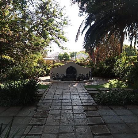 Cecil John Rhodes Guest House Kimberley Exteriér fotografie