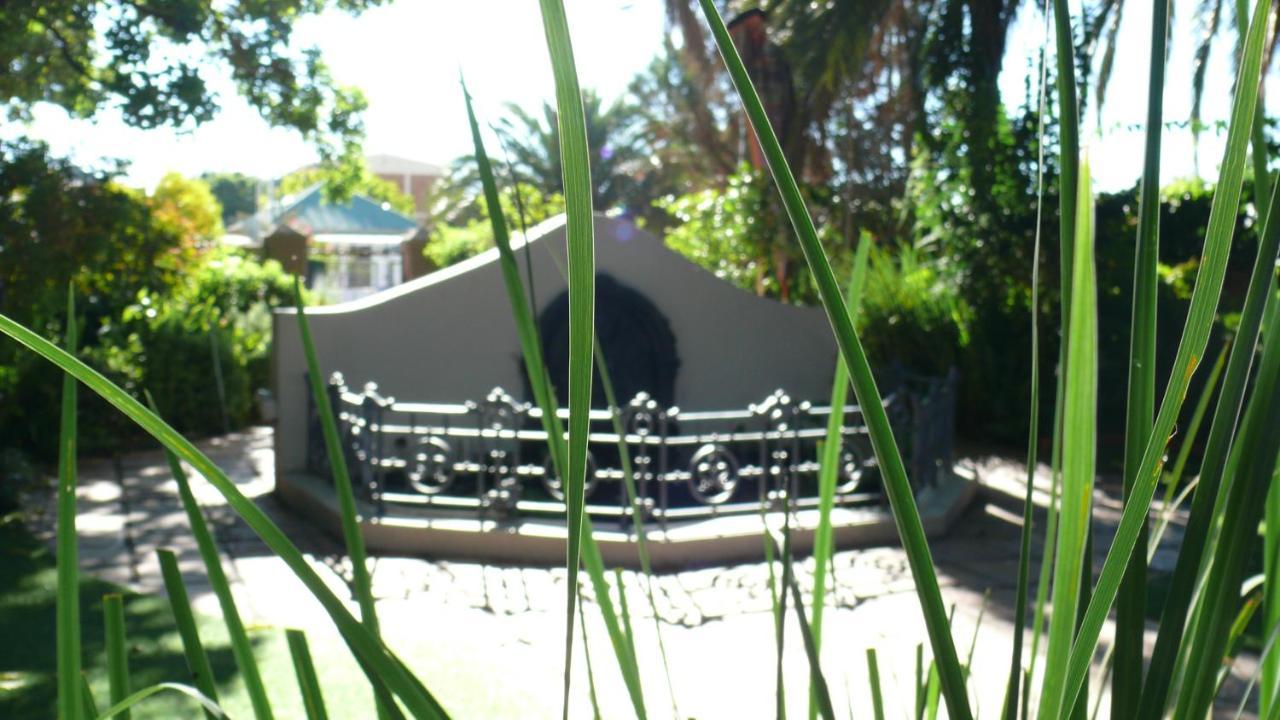 Cecil John Rhodes Guest House Kimberley Exteriér fotografie