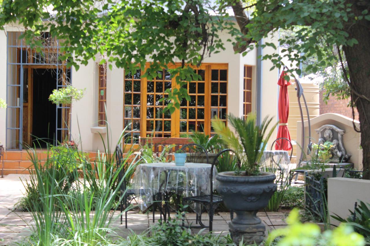 Cecil John Rhodes Guest House Kimberley Exteriér fotografie